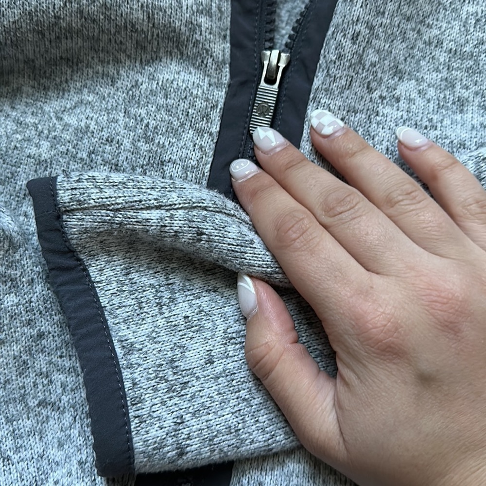 Lululemon Jacket - Picture 3 of 7